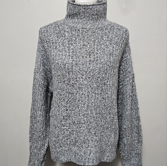 American Eagle Outfitters Sweaters - American Eagle Gray Marled Mockneck Oversized Sweater Size XS